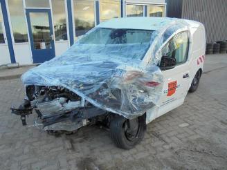 Auto da rottamare Volkswagen Caddy Caddy Cargo V (SBA/SBH), Van, 2020 2.0 TDI BlueMotionTechnology 2022/1