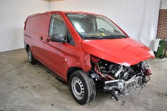 damaged passenger cars Mercedes Vito 114 CDI Lang 2019/4
