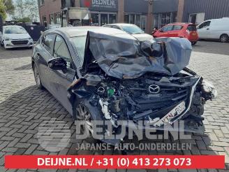 Damaged car Mazda 3 3 (BM/BN), Hatchback, 2013 / 2019 2.0 SkyActiv-G 120 16V 2015/1
