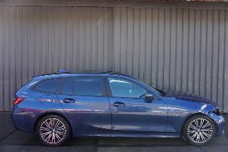 Coche siniestrado BMW 3-serie 320e 120kW Business Edition Plus 2021/11