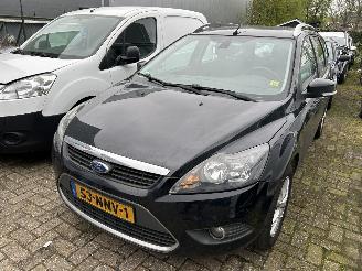 Coche accidentado Ford Focus Stationcar 1.8 Limited 2010/10
