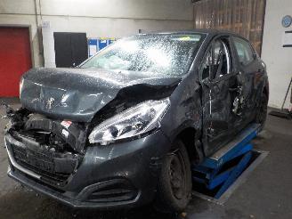 škoda nákladních automobilů Peugeot 208 208 (CA/CC/CK/CL) Hatchback 1.2 Vti 12V (HMZ) [60kW]  (03-2012/...) 2015/8