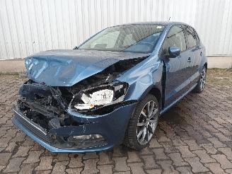 danneggiata veicoli commerciali Volkswagen Polo Polo V (6R) Hatchback 1.2 TSI 16V BlueMotion Technology (CJZC(Euro 6))=
 [66kW]  (02-2014/10-2017) 2017/1