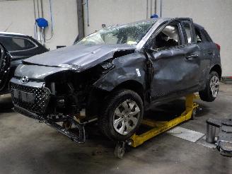 Coche accidentado Hyundai I-20 i20 (GBB) Hatchback 1.2i 16V (G4LA) [62kW]  (11-2014/08-2020) 2016/12