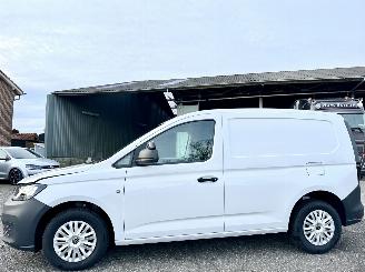 škoda dodávky Volkswagen Caddy Cargo 2.0 TDI 75pk 6-bak Eco.Business - nap - clima - cruise - lichtsensor - Apple CarPlay + Android - stuurbediening 2024/1