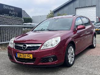 Avarii auto utilitare Opel Signum 1.9 CDTI Executive 2008/2