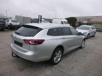dañado vehículos comerciales Opel Insignia INNOVATION 1.6 CDTI 2019/11